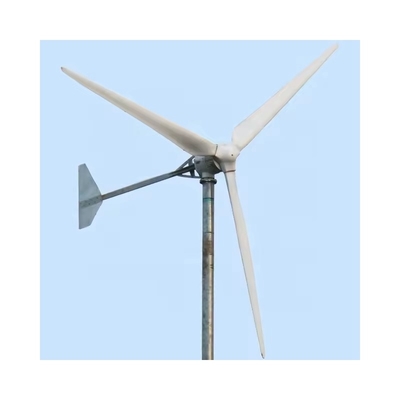 Turbina wiatrowa Zaawansowane systemy energii hybrydowej wiatrowej i słonecznej do wytwarzania energii w domu