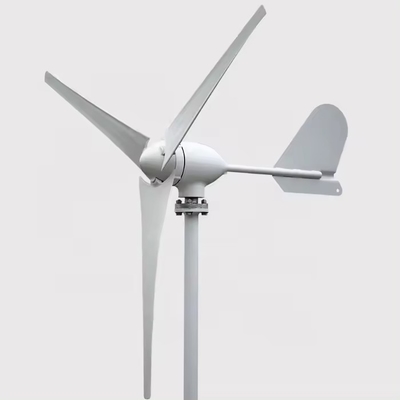 System hybrydowy energii słonecznej wiatrowej dla zastosowań w sieci